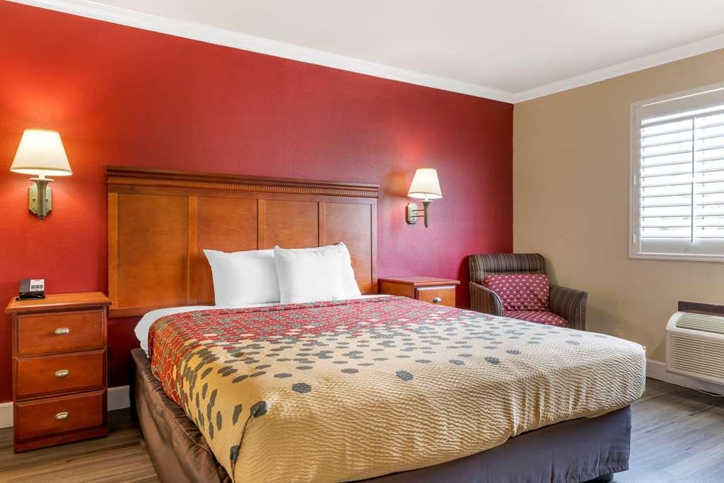 Econo Lodge Moreno Valley Quarto foto