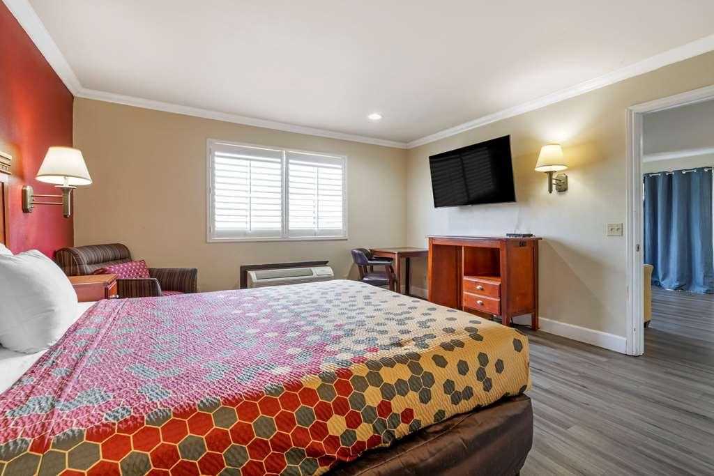 Econo Lodge Moreno Valley Quarto foto