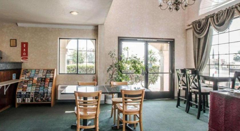 Econo Lodge Moreno Valley Exterior foto